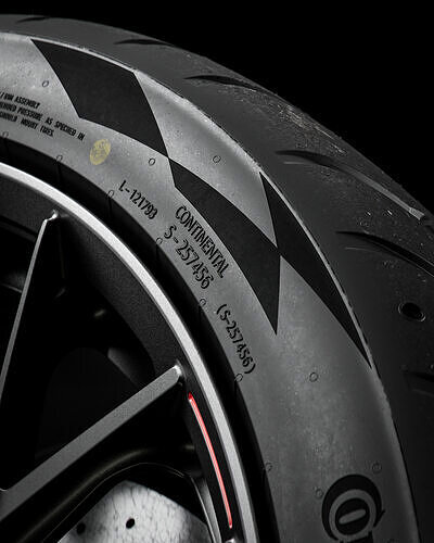 Continental Extreme Contact Force 265 35 ZR19 3D model 3